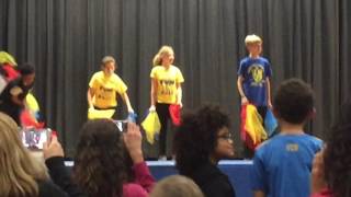 Shoshana at Circus Night Juggling Scarves