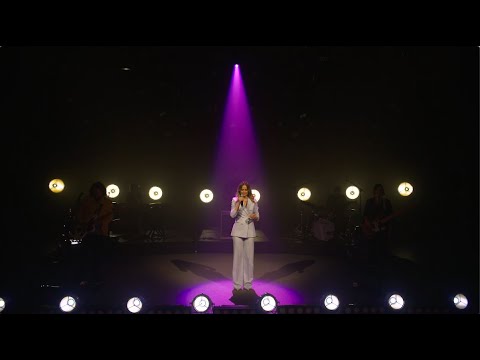 Jennifer Nettles - It All Fades Away (Live)