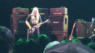 Dinosaur Jr. 2017-01-27 Live in Tokyo Japan &quot;I Told Everyone&quot;