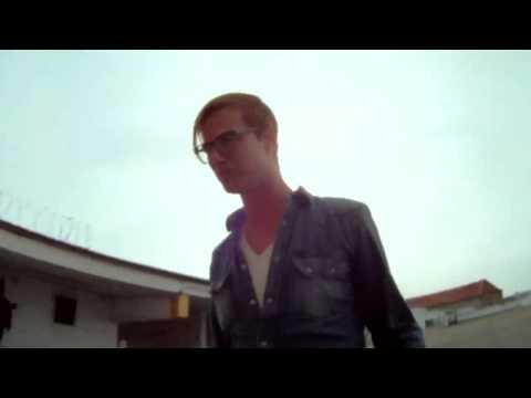 Punker Jörg Perreten (Supertalent 2011) verprügelt MTV-Star!