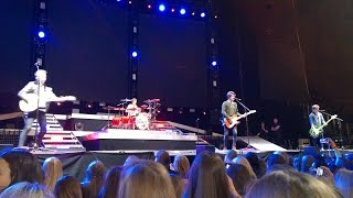 The Vamps - Girls on TV - Performed during sound check at The O2