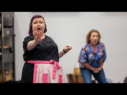 Mezzo-Soprano Jamie Barton's Magical Performance as Hansel and Gretel's Witch