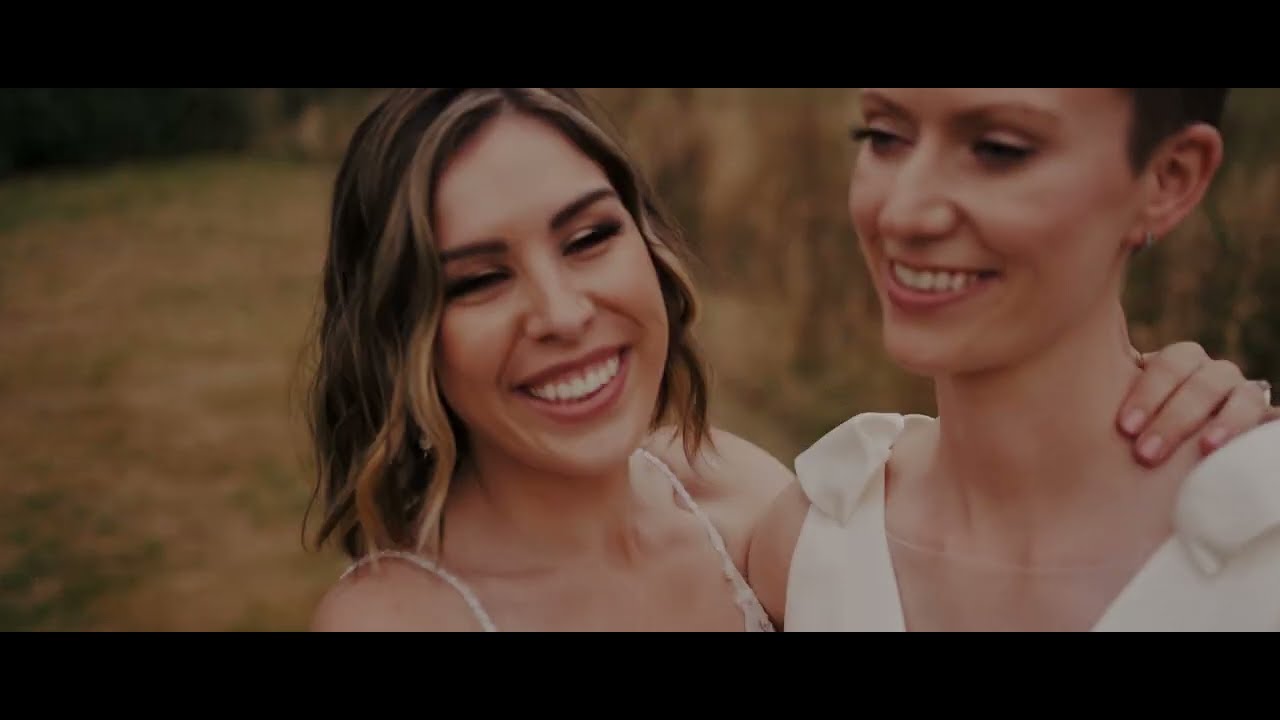 Hannah & Zoe, Elmore Court