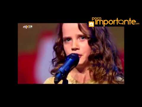 Niña de 9 años conmueve al mundo con su voz