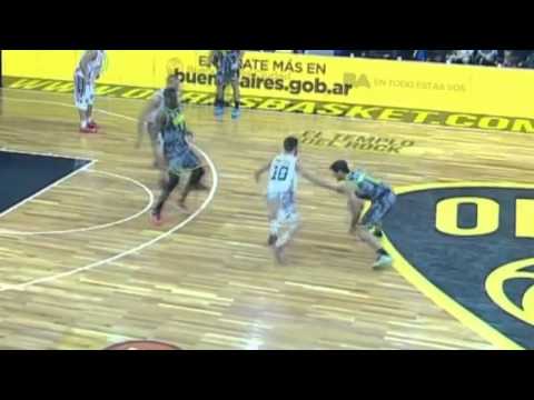 El crossover de Fitipaldo sobre Cequeira en Obras vs Quilmes de Mar del Plata