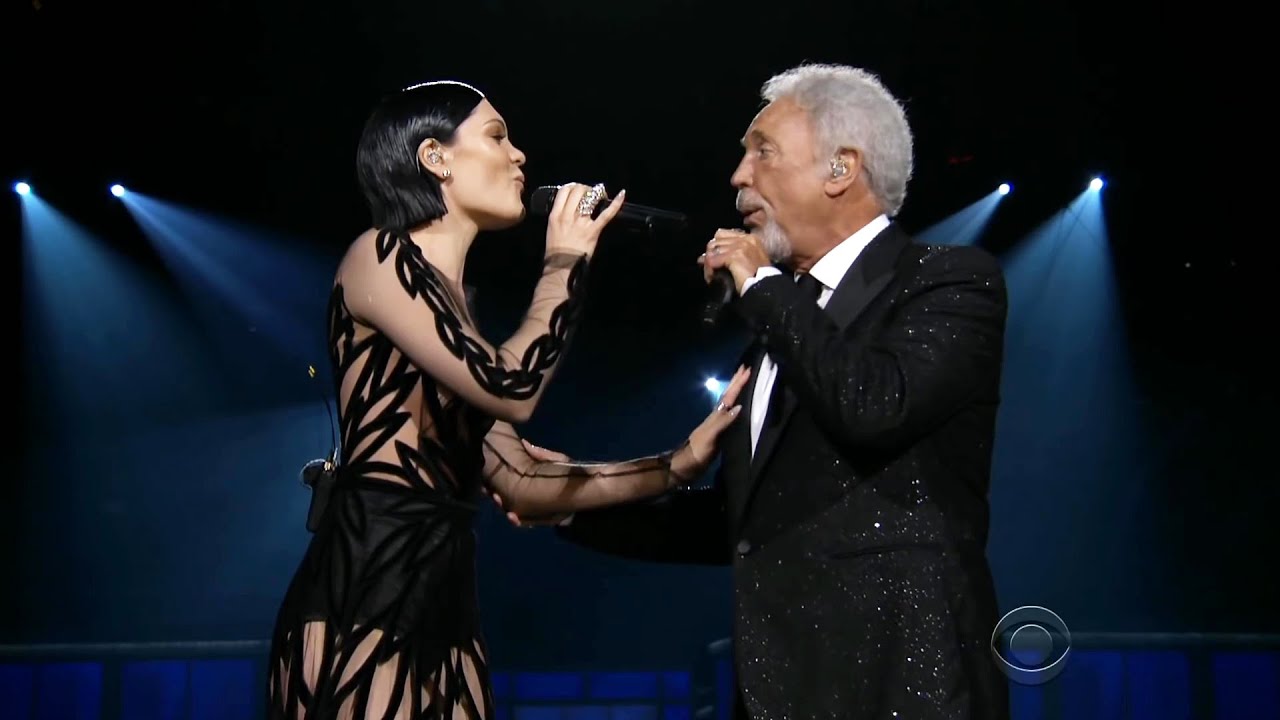 Jessie J & Tom Jones - You've Lost That Lovin' Feelin' (Subtitles PT/ENG)