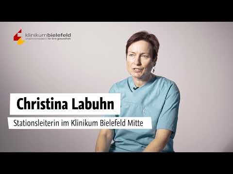 Selbsthilfefreundliches Krankenhaus - Christina Labuhn, Teamleitung der Station 10.1 (Mitte)