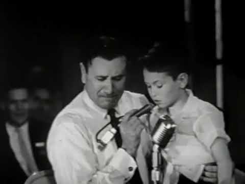 Oral Roberts e a  Cura de um Menino com Paralisia Infantil