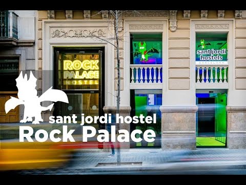 Rock palace - The coolest hostel in Barcelona | Spain vlog
