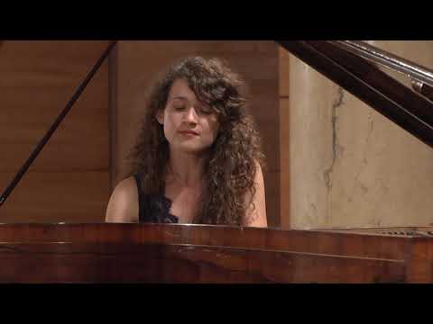 Joanna Różewska – F. Chopin, Etude in F major, Op. 10 No. 8 (First stage)