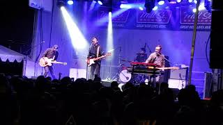 Tokyo Police Club - Toy Guns (live @ Hopped and Confused)