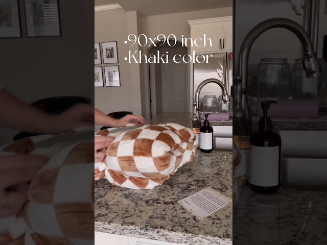 Vídeo relacionado con GAME OF THRONES Blanket, 152 x 127 cm, Chrome House Sigils, Silky Touch Super Soft Throw Blanket