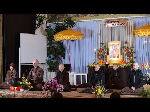 EIAB - Sitzmeditation Erdberührungen Abend 17.03.2022 - Br. Pháp Xả