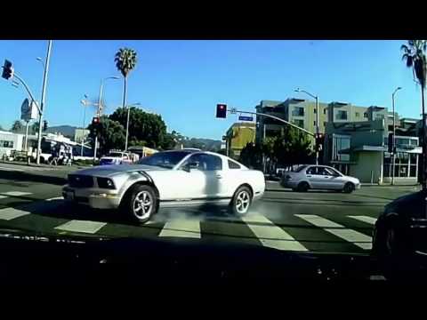 UNGLAUBLICH DUMME MUSTANG FAHRER | AUTOFAHRER FAILS #1