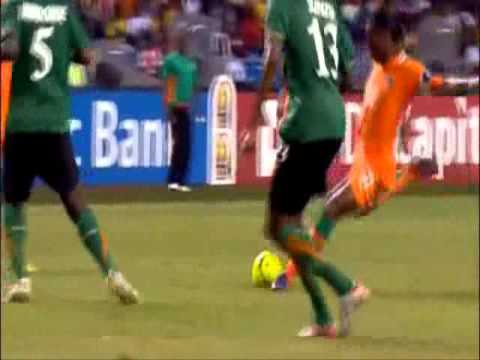 STOPPİLA SUNZU    Zambia  National Team Star   ( Center Defensive player )