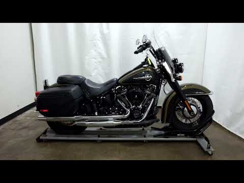 2018 Harley-Davidson Heritage Classic in Eden Prairie, Minnesota - Video 1