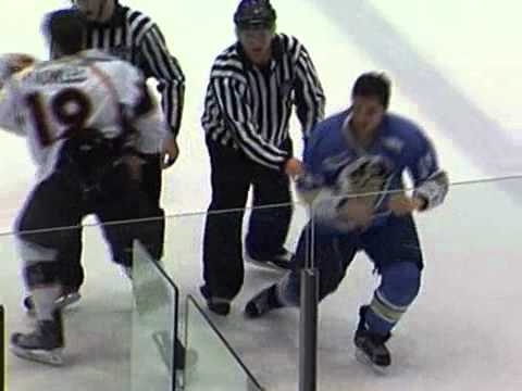 Derek Knowles vs Chris Cloud