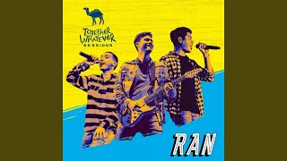 Pandangan Pertama (Live)