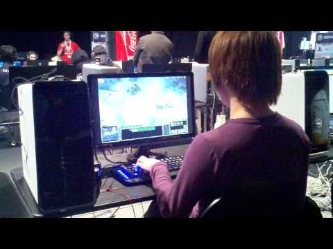 MarineKing(T) vs. Bischu(P) on Shakuras Plateau @ ESWC (last 3 mins)