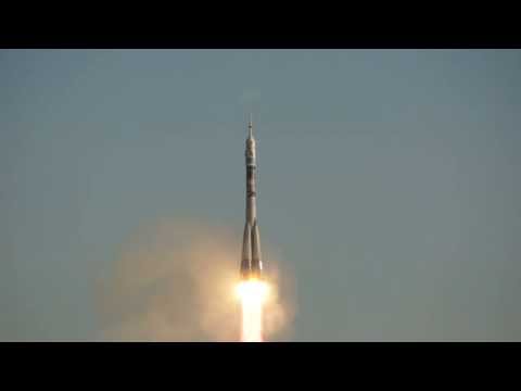 Запуск ракеты Союз ТМА-11М на космодроме