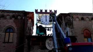 preview picture of video 'Anno 1, giorno uno della Ricostruzione. Vecchie campane, nuovo orologio a Poggio Renatico.'