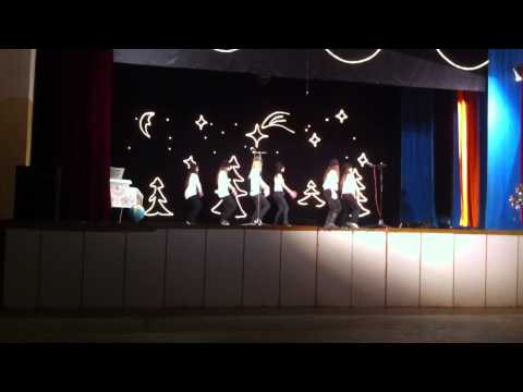 G.na black and white dance