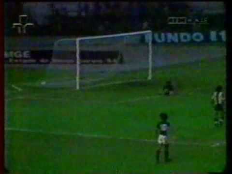Cruzeiro vence 7-1 en 1976 a un equipo peruano