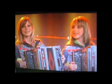 Die Twinnies 1 hour 53 min of Franzee videos together w English subtitles