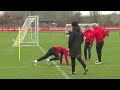 Middenvelder Stije Resink langer bij Almere City 