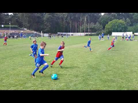Mks Trzemeszno 2010 - SKS 13 Poznań