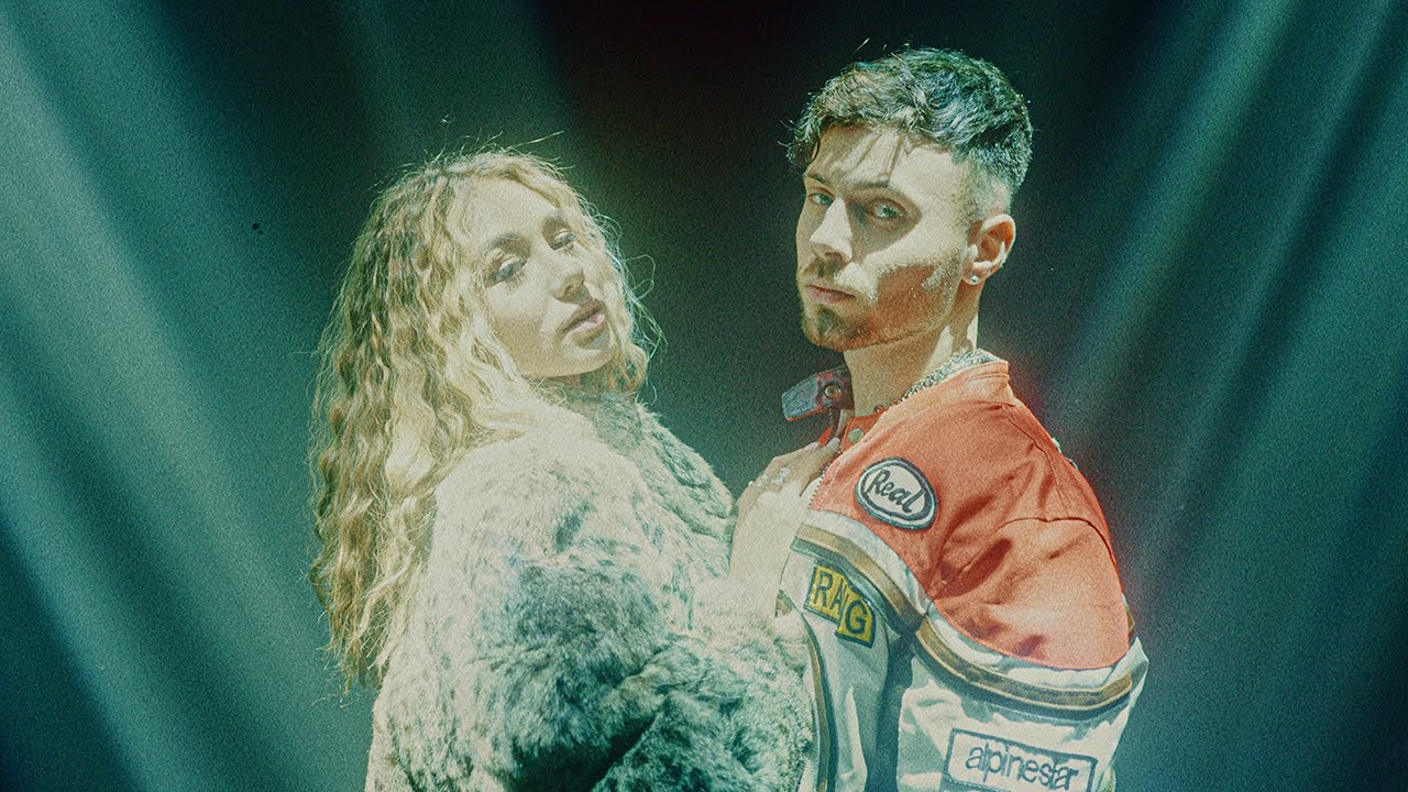 Ochi Albastri By Bianca Ionescu Petre Stefan From Romania Popnable