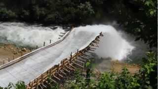 preview picture of video 'Pliva Waterfall - Vodopad u Jajcu - radovi u toku [HD]'
