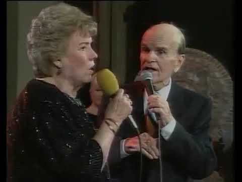 Васка Илиева и Александар Сариевски - Мариче ле лично девојче