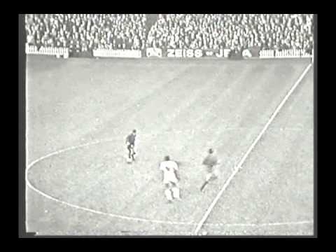 1966 (July 16) Portugal 3-Bulgaria 0 (World Cup).avi