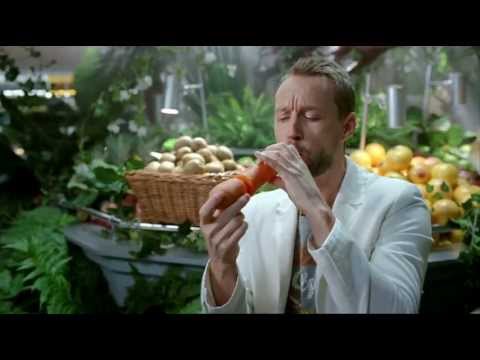 ICA reklamfilm 2012 v.7 - Ulf och Jerry spelar fruktflöjt (HD)