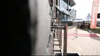 "Ik ga lekker naar kantoor want ik wil even wat rust aan mijn kop".