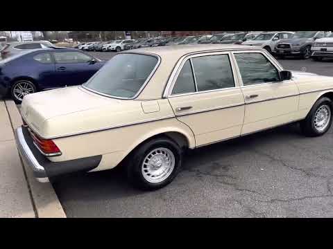1982 Mercedes Benz 300D