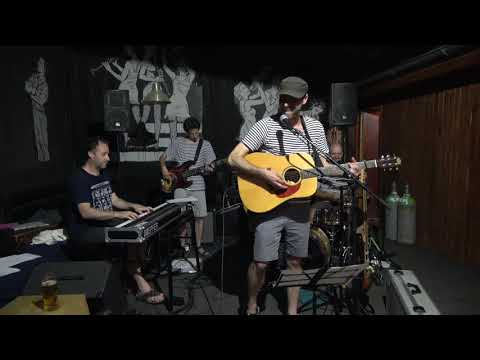 Tři v triku & Michal Rataj - I've Just Seen A Face (Beatles cover)