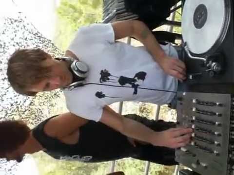 Richie Hawtin b2b Riccardo Villalobos after in villa 2007