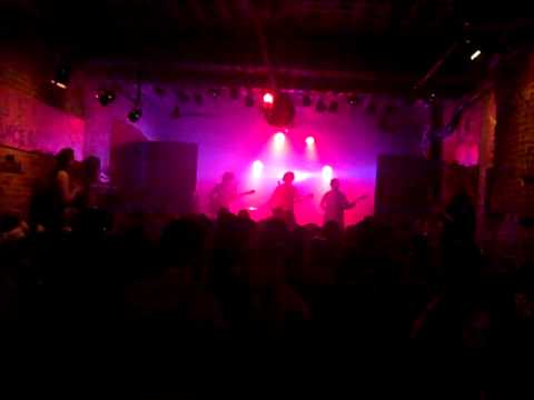 Pigeons Playing Ping Pong - "Landing~Jam~Moonwalk" - 12-05-2013 - 123 Pleasant Street