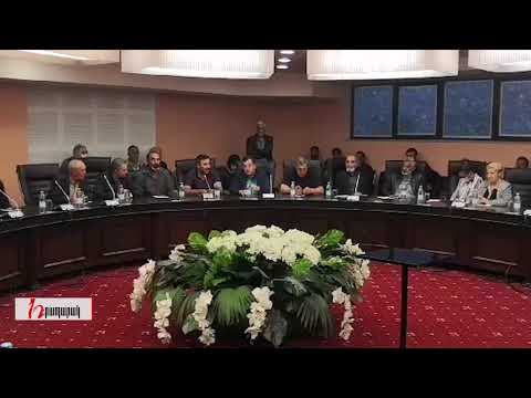 Գերիների ծնողների խնդրանքով հանդիպում է կազմակերպվել Բորիս Ավագյանի հետ