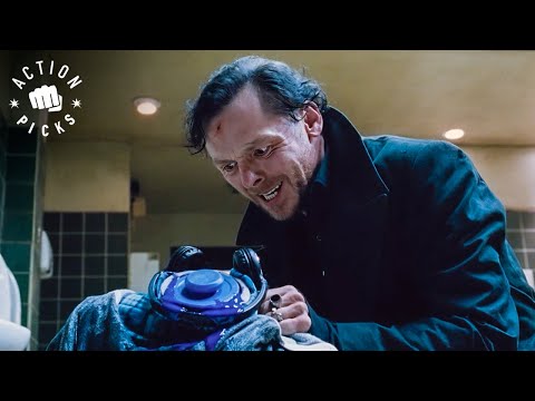Fighting Androids in the Bathroom | The World's End
