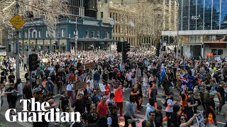 Thousands protest against Melbourne&#39;s lockdown restrictions