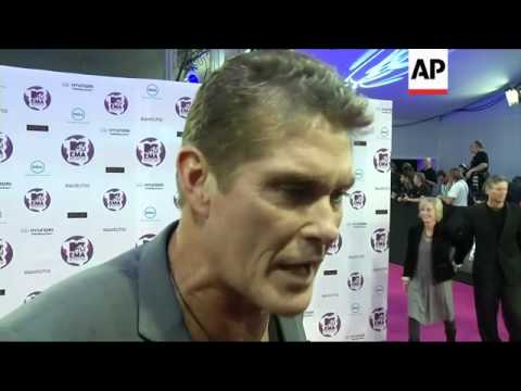 Adam Lambert, Jason Derulo, Hayden Panettiere walk MTV EMA red carpet