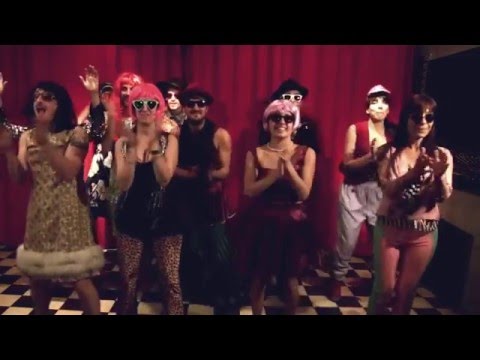 LOS JAMILTONS - Happy Hour (The Housemartins)