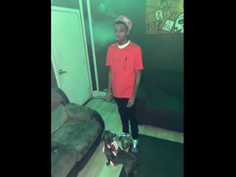 QKA2B - LOVE IS BLIND (Audio) prod. Tapekid