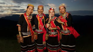 Download lagu The Last Bidayuh Ring Ladies (Wanita Bidayuh Bergelang Terakhir) mp3