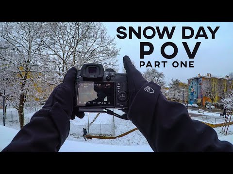 Snow POV Street Photography in Bologna w/ Panasonic GH5 [Part One]