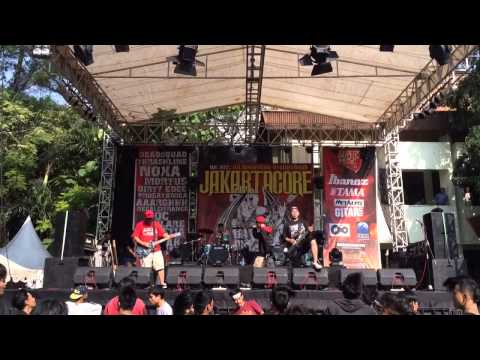 RECALCITRANCE- Everyone Bleeds Now (Hatebreed cover) at Bulungan