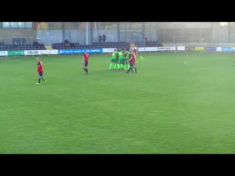 Thamesmead Town 3-1 Brightlingsea Regent.  Buildbase FA Trophy First Qualifying Round.  Sun29Oct2017